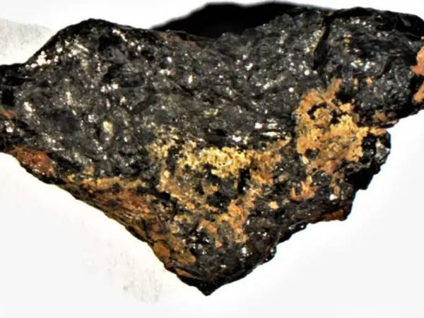 La Piedra Hipatia, la roca espacial que es la primera evidencia en la Tierra de una extraña supernova