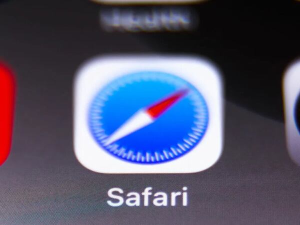 Apple confirma que trabaja en una solución contra el bug de Safari que permite espiar tu historial de navegación