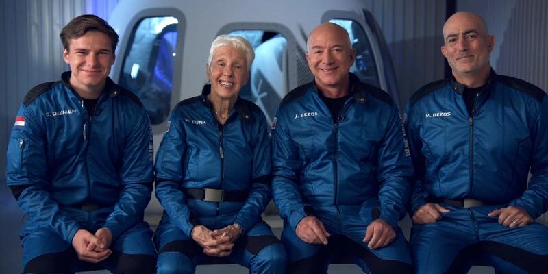 Jeff Bezos va al espacio con Blue Origin: así puedes ver la transmisión en vivo